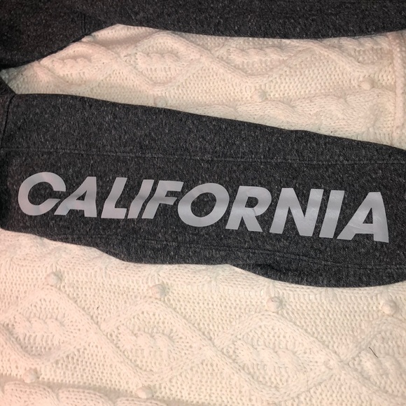 Hollister joggers - Picture 3 of 4